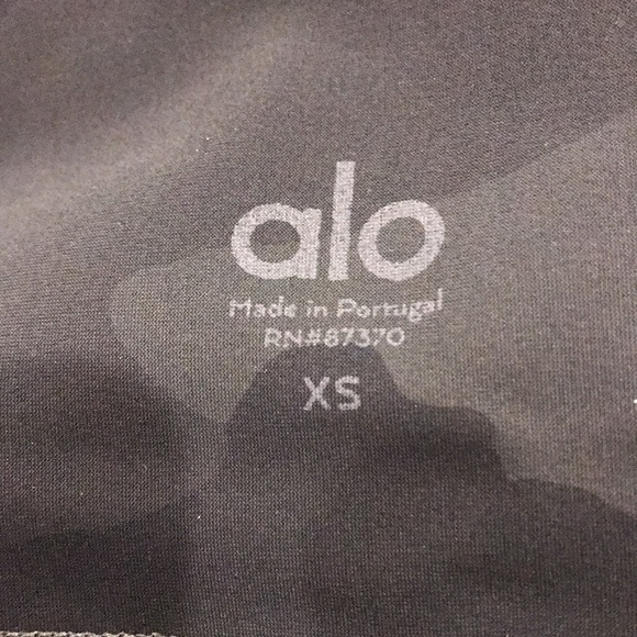 ALO Yoga CAMO High Waist VAPOR Black Gray Full Length Leggings Sz XS - Picture 3 of 16